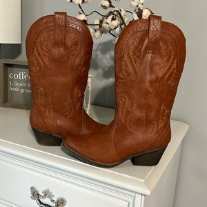 Western Cowboy Boots Womens 7.5 Mid Calf Cognac Brown Embroidered  Tennessee